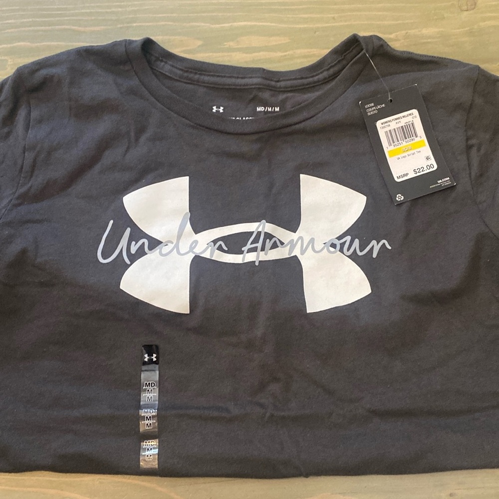 Womens Under Armour tshirt